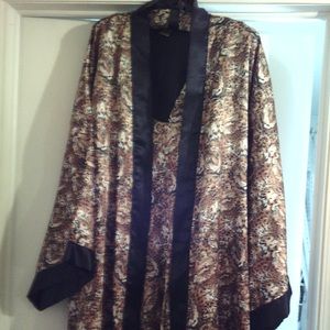 2 PC Black / Gold Peignoir Set